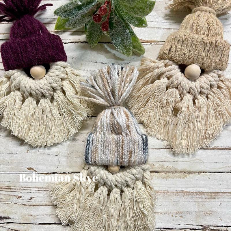 Charming Gnome Macrame Boho Wall Hanging - Ideal for Christmas Gifts and Festive Decor