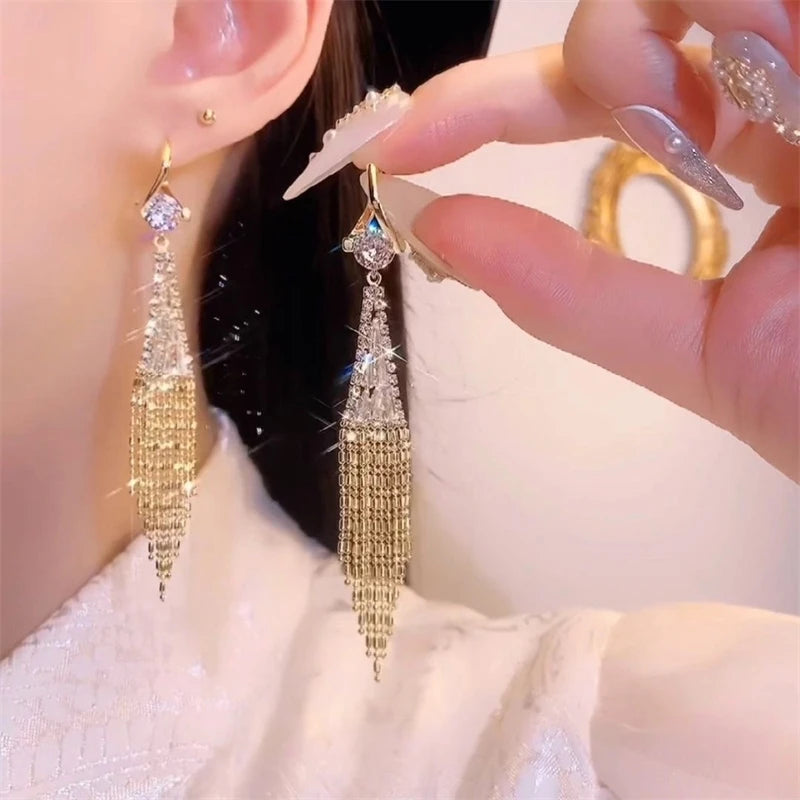 Luxury Black Zircon Tassel Earrings – Shiny Water Drop Design for Women, Bridal & Party Jewelry Gift