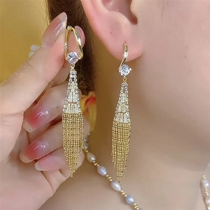 Luxury Black Zircon Tassel Earrings – Shiny Water Drop Design for Women, Bridal & Party Jewelry Gift
