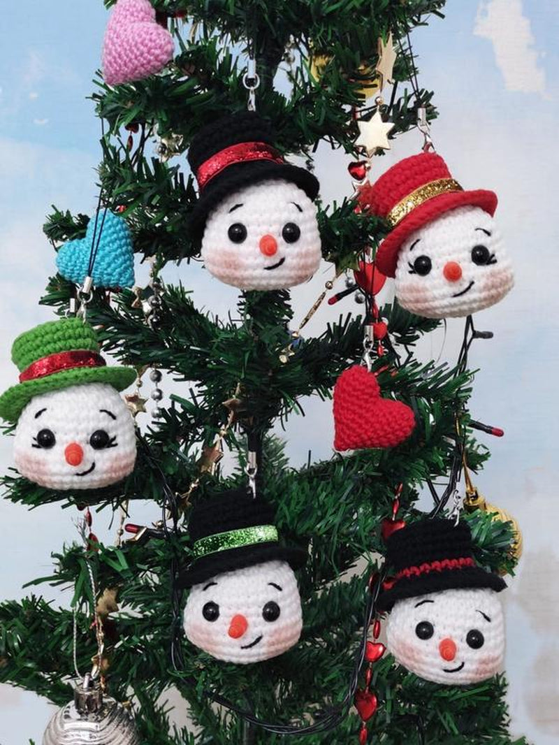 Crochet Snowman Bauble, Christmas Crochet, Snowman Christmas Tree Ornament, Crochet Snowman Keychain, Christmas Day Gift (Handmade Goods Will Be Made by Hand so the Production Time Will Be a Little Longer)