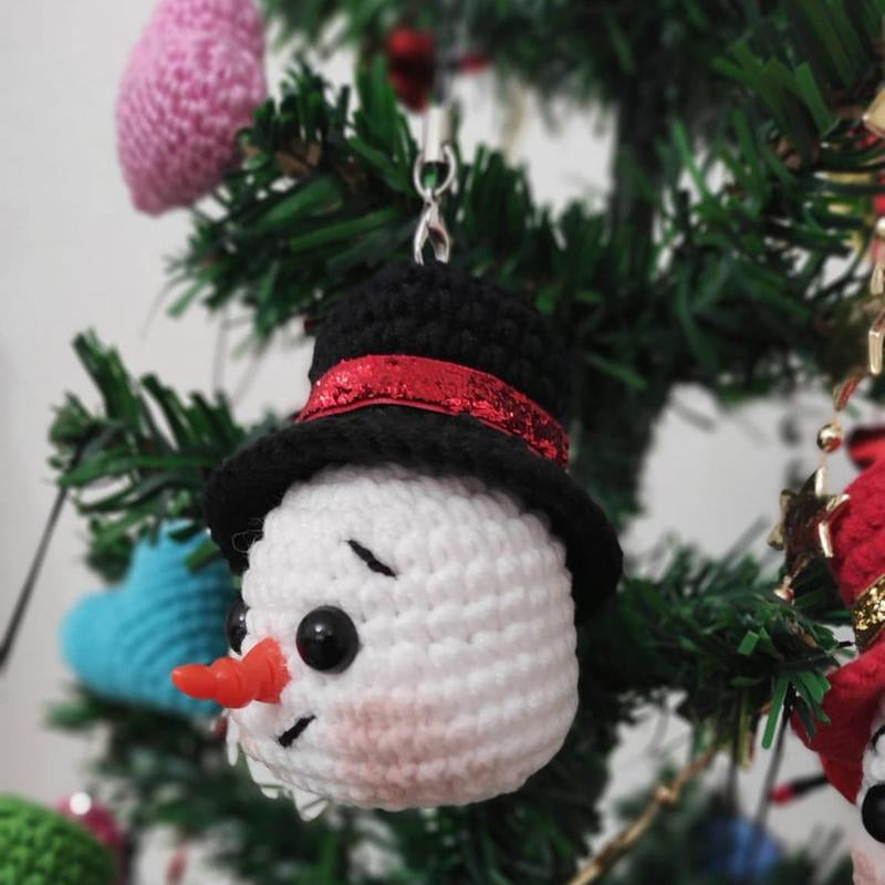 Crochet Snowman Bauble, Christmas Crochet, Snowman Christmas Tree Ornament, Crochet Snowman Keychain, Christmas Day Gift (Handmade Goods Will Be Made by Hand so the Production Time Will Be a Little Longer)